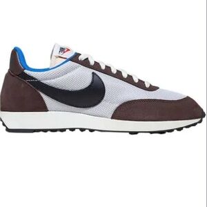 Nike Tailwind 79